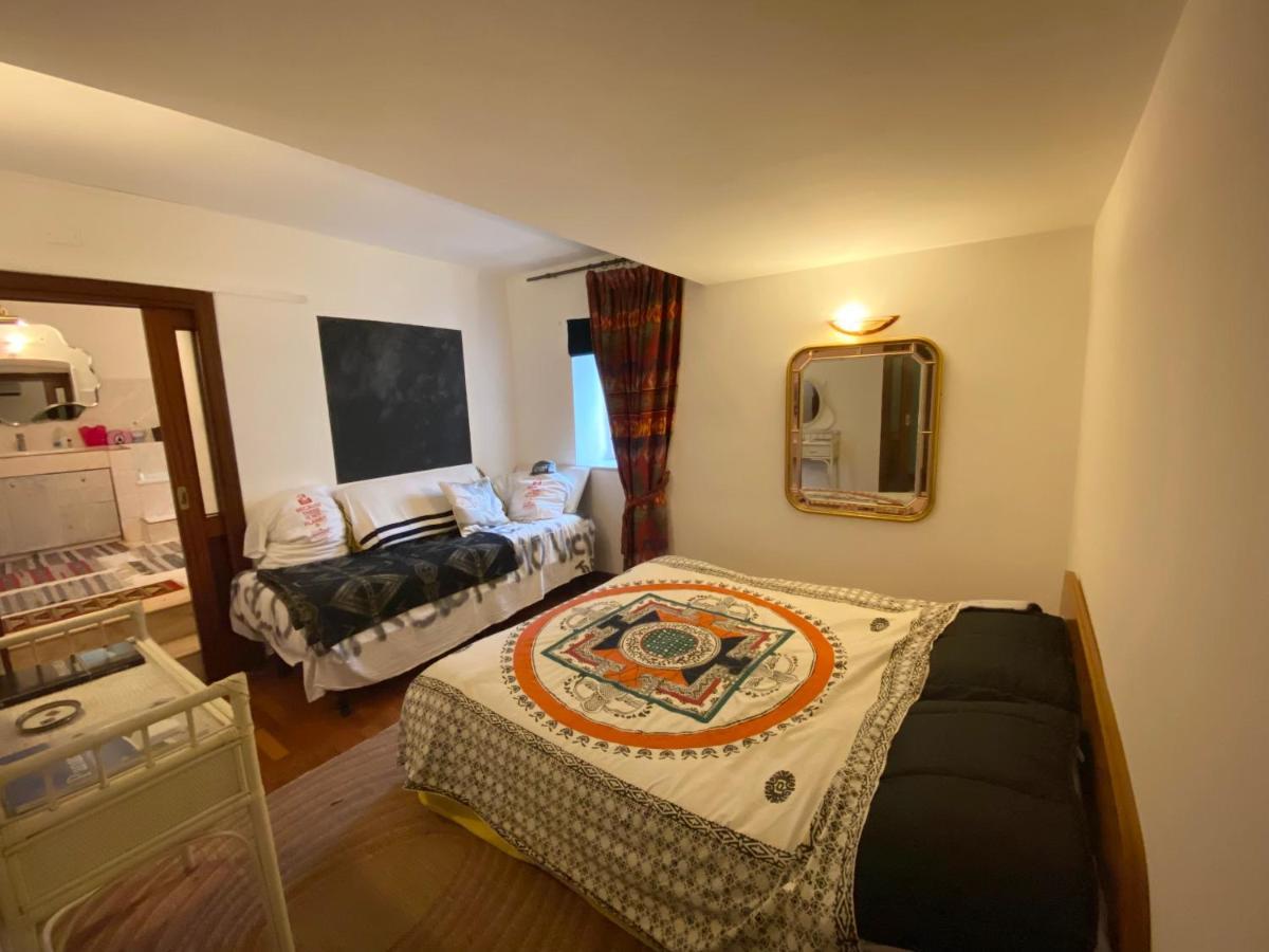 Casa Gioia, Tra Palazzo Reale,Lungomare E Monte Echia Apartman Nápoly Kültér fotó